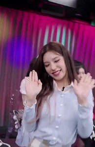 7.5K views · 914 reactions | Yeji dancing to twice’s likey | ITZY MIDZY PINAS | Facebook
