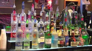 Experts warn of binge drinking dangers as students return to college