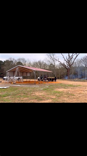 The new shelter for the mama and baby paddock is being installed now ❤️! This means so much to them and we are beyond THANKFUL to each of you for being so supportive! | Rocking R Ranch and Rescue, Inc.