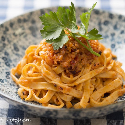 本格もちもち食感！自家製「生パスタ」の作り方＆おすすめソースレシピ | キナリノ
