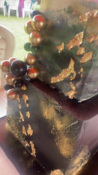 Create Stunning Graduation Cakes at Adeleke University | Join the Celebration!