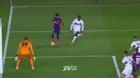 Que increíble la decisión de Xavi de sacarlo, decir error queda corto. Se lo estaba bailando a Nuno Mendes.
