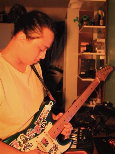 I was 12 when this song came out lol (robbers - the 1975) #fyp #songcover #music #the1975 #mattyhealy #onemanband