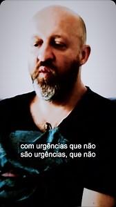 ONDE FICARÃO SEUS PAIS VELHOS? Já planejou a velhice dos pais? Livro novo no link da bio. | Fabrício Carpinejar