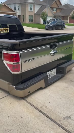 Custom Bagged Ford F150 on 28s | Stunning Truck Transformation!