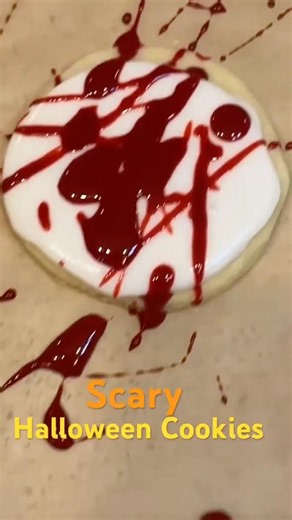 Fun and Easy Halloween Cookie Ideas! Perfect Treat for your party! #halloween #cookies #ghosts