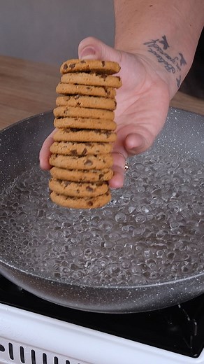 6.8K views · 43 reactions | Everyone is cooking Cookies, after seeing this genius idea | Quick Recipes | Facebook