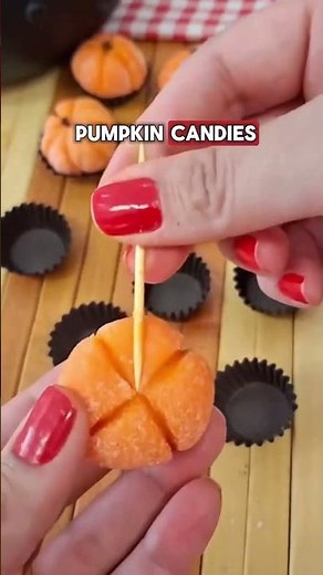 Pumpkin Candy Recipe 🎃 Easy Halloween Sweet Idea | #halloweenrecipe #pumpkincandy #shorts