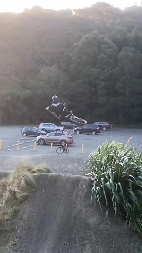 Back at it 🔮🛫 #fyp #fy #foryoupage #bike #steez #steezy #viral #goviral #blowup