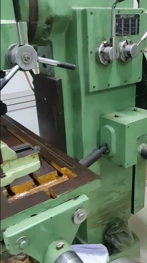 Conventional Milling Machine and it's Applications || Types of Milling Machine and Operations