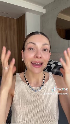 ¿SI SIRVEN LAS MASCARAS DE LUZ LED? Tengo 3 semanas usando la CryoGlow de Shark y LA ADOROOOOOO de vrdd superó mis expectativas por mucho y mi piel se ve super glowy ☺️🥹 @Shark Beauty MX #SharkCryoGlow #Beauty #Skincare #SharkLover