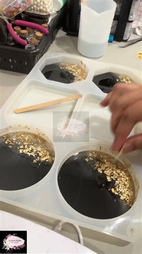 Resin coasters | how to make resin coasters | Gleamresinbysadaf #resinart #trending #viral #resincoasters #tiktokviral