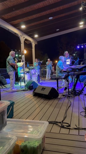 The Catalinas having an awesome evening hanging out with the wonderful people in Smithfield, NC!! 🎶💥❣️ #thecatalinasband | The Catalinas