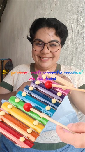 Xilófono para bebés: nuevo instrumento musical de Julián