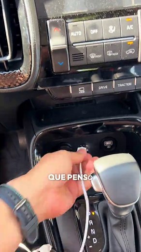 Adaptador Inalámbrico para CarPlay y Android Auto
