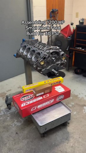 Sneak peak of Assembling my 1200HP Small Block Ford on a Dart SHP block with Wiseco RED Series pistons. When you’re planning to push 30 PSI, the details matter. This is the foundation of a reliable twin-turbo SBF. #DartMachinery #WisecoPistons #WisecoRED #DartSHP #SmallBlockFord #SBF #331Stroker | Gilk The Great