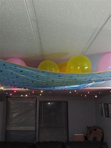 DIY Balloon Drop for New Year's Eve Celebration