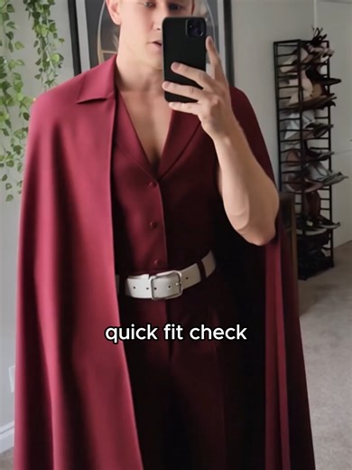 Brooklyn Vampire Cape Set: A Must-Have for Gothy Looks