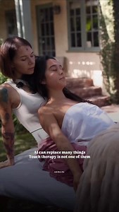 Hey, I’m Soul. I’m a massage therapist, movement coach, and the creator of the Soul Touch method. 2026 economic predictions aren’t optimistic. That’s why real human skills matter more than ever. Touch therapy won’t be replaced by AI | Touch therapy