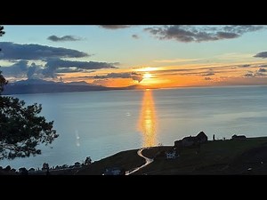 スイスとフランスの国境＆ブドウ畑が美しいレマン湖の夕焼け【スイス情報.com】