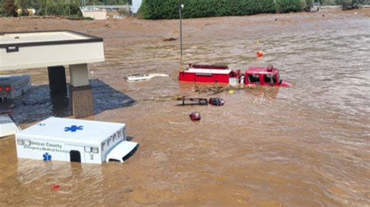 54 people saved from roof of hospital near NC-TN border after flooding from Helene