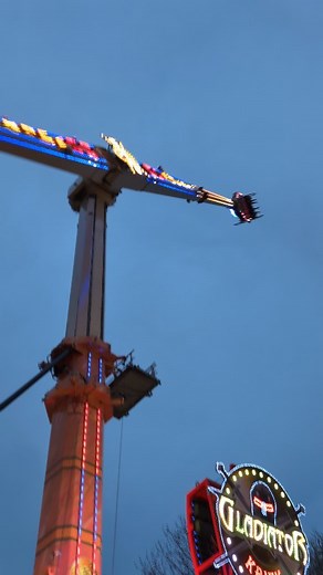 Tag a friend that would be terrified of Gladiator! @gladiator_kriek #gladiator #kermis #kirmes #foire #ferias #fair #thrillridechallenge #thrillride #thethemeparkcompany @fredolino_dortmund #schausteller #fredolino #dortmund #teampixel #modialrides | The Themepark Company