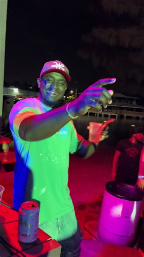 Dollar Wednesdays where birthdays get LOUD 🎉💃🏽 Dollar drinks, dance floor moving, birthday crews turning all the way up. If it’s your birthday week… this is where you celebrate 😈🥂