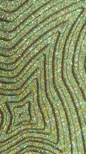 NYX Buttermelt Highlight in Butta in Black