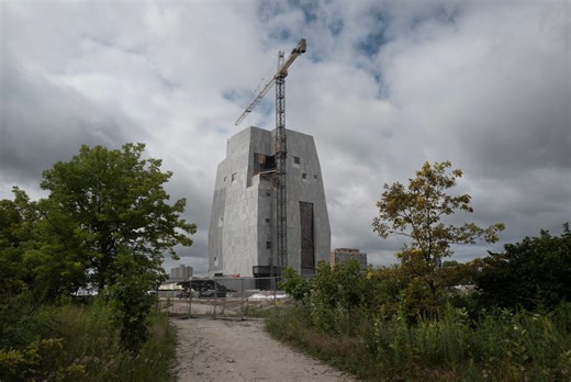 Obama’s 'monolith' presidential center gets an opening timetable
