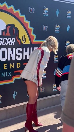 🤩 Sydney Sweeney is in the house for the #/NASCAR Championship in Phoenix 🏁 #nascar #phoenix | Sydney Sweeney Fans Club