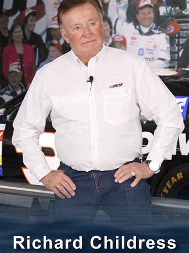 Hello, everybody! Our guest this week on “3 Questions with Bill Dance” is a former race car driver who created one of the most successful racing empires in NASCAR today, Richard Childress Racing (@richardchildressracing). Richard is a great fisherman and a very dear friend of mine so y’all join us for a fantastic conversation on NASCAR, wildlife conservation and, of course, FISHING! #richardchildress #nascar #billdance #fishing