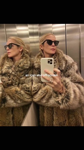 Kelly Rutherford: The Iconic Style of Lily Vanderwoodsen