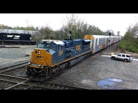 4/23/23 Marion, OH; CSX ST70AH 8900 heads west