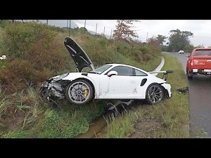 Ultimate Driving Fails Compilation 2017