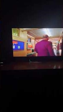 Max Keebles Big Move (2001) Trophy case scene