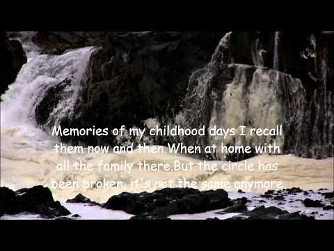 The Family Circle - The Singing Cookes