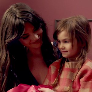 38 reactions · 24 shares | Το να προσφέρεις επιπλέον χαρά, ευτυχία...