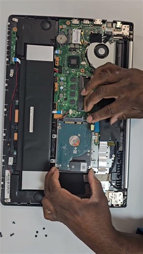 Laptop hardware upgrade to ssd. Get your speed back! #tutorial #laptop #pcrepair