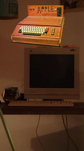 The Humble Beginnings of Apple! 🍏💻 🚀 Did you know the first Apple computer was built from FREE parts?! In 1976, Steve Jobs and Steve Wozniak created the first Apple computer—but it wasn’t made with fancy tech. They used old, free parts collected from their coworkers! 🛠️ No million-dollar labs… just genius, hustle, and a dream. 💡 ✨ So next time you think you need ‘perfect’ conditions to start… remember: Apple began with scraps! 👍 Like & Follow for more crazy tech facts! #Apple #TechTrivia #