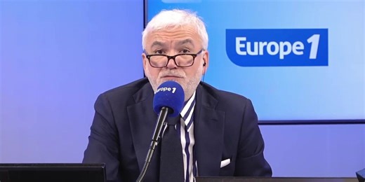 Pascal Praud et vous - Violences en marge du sacre du PSG : Gilbert Collard prône «une forme de répression policière un peu plus sévère»