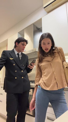 Eponer: The Viral TikTok Video with 2 Vibes Explained