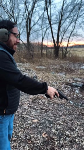 Gun Drummer (Nate Wilkinson) on Instagram: "New Revolver SLAPS @biggestfinestrevolver @magnumresearchinc (45-70 govt frame with .450 Marlin cylinder)"