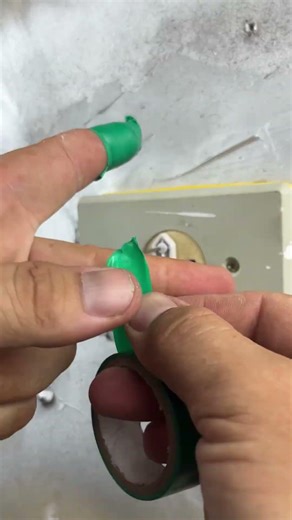 Retire com segurança #eletricista #eletricaresidencial #carregador