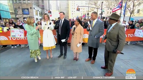 An emotional Savannah Guthrie returns to Today Show after mother's disappearance