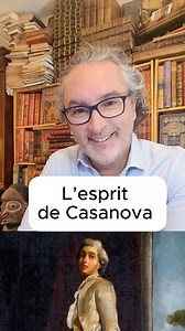Comme il était connu pour ses talents de séduction, on ne manquait jamais de demander des conseils à Giacomo Casanova concernant les femmes. Un soir, à l’Opéra, comme on demandait quelle était son actrice préférée, Casanova désigna une jeune femme dont les jambes semblaient plutôt disgracieuses. Devant l’étonnement de ses amis, il crut bon de se justifier en avançant un argument devenu célèbre : « Dans l’examen de la beauté d’une femme, la première chose que j’écarte, ce sont les jambes. » #casa
