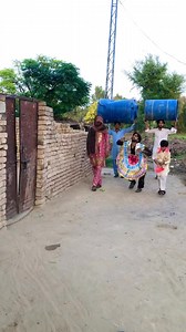 Groom & Bride Shocked😅 Wait for dangerous dog entry😂 #funnreels #shortsreels #funny #reelsfbシ | Malik Faizan 12