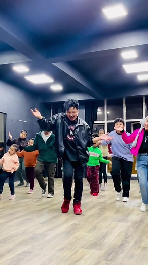 #flexibledanceschool #foryou #nepalitiktok #nepalimuser #bollywood #bollywooddance #danceclass #koteshwor_kathmandu