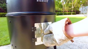 BIG HORN OUTDOORS Charcoal Smoker Grill Wood Smoker Grills Outdoor Cooking 16 Inch Vertical Smoker Portable BBQ Grill for Camping, Black