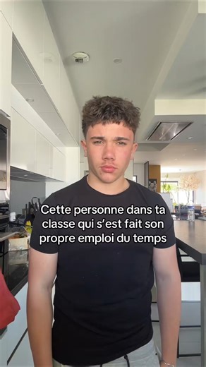 Cette personne dans ta classe qui s'est fait son propre emploi du temps 🤣🤣🤣 #humour #school