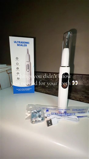 I didn’t realize how much plaque hides between teeth until I tried this… 😳 The built-in LED light adjustable modes make it so easy to clean those tiny areas your toothbrush misses. Low key one of the most satisfying things I’ve added to my routine. 🦷✨ #tiktokshopfinds #oralcare #hygieneroutine #tiktokshopcreator #selfcaretools